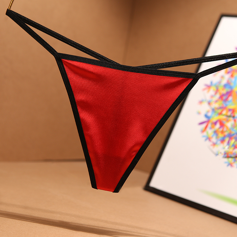 European and American High-End Satin Thong for Women, Hot and Pure, Sexy, Seamless, Large Size, Low-Waist, Tempting T-String Underwear for Women