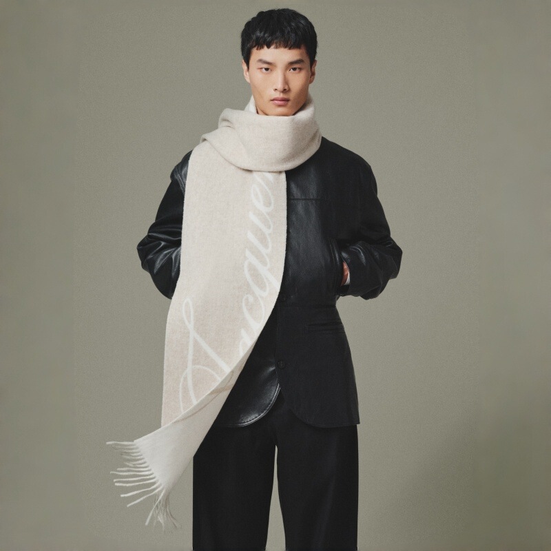 Jacquemus26 New Autumn and Winter Wool Scarf, Unisex Letter Jacquard Cashmere Scarf, Small Shawl Ins Jacquemus26 New Autumn and Winter Wool Scarf, Unisex Letter Jacquard Cashmere Scarf, Small Shawl Ins