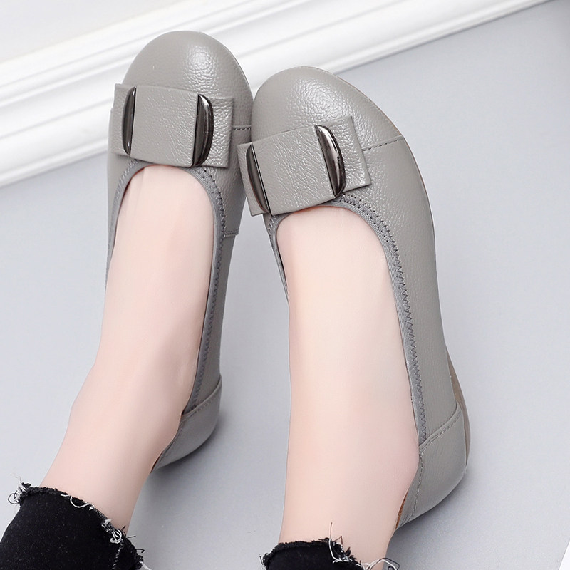 New summer soft bullish solid soft soles leather bean shoes flat sole 2022 large yard female shoes 41 - 43 ladyshoes
