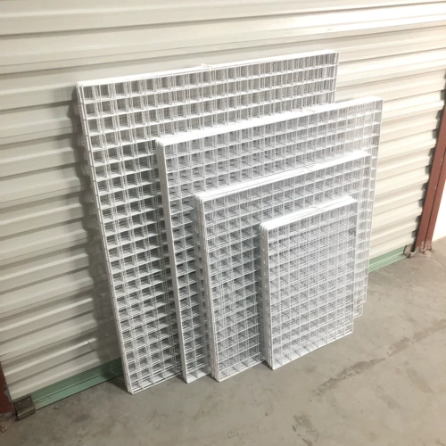 Детский сад фото стены белые работы отображают черные железные сетки, набор сетки пленки сетевая балкон балкона растяная планка goto cherf