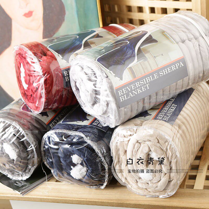 Плед 太tm舒服了！法兰绒+羊羔绒！出口欧美家居毛毯保暖舒适绒毯毛毯 No brand