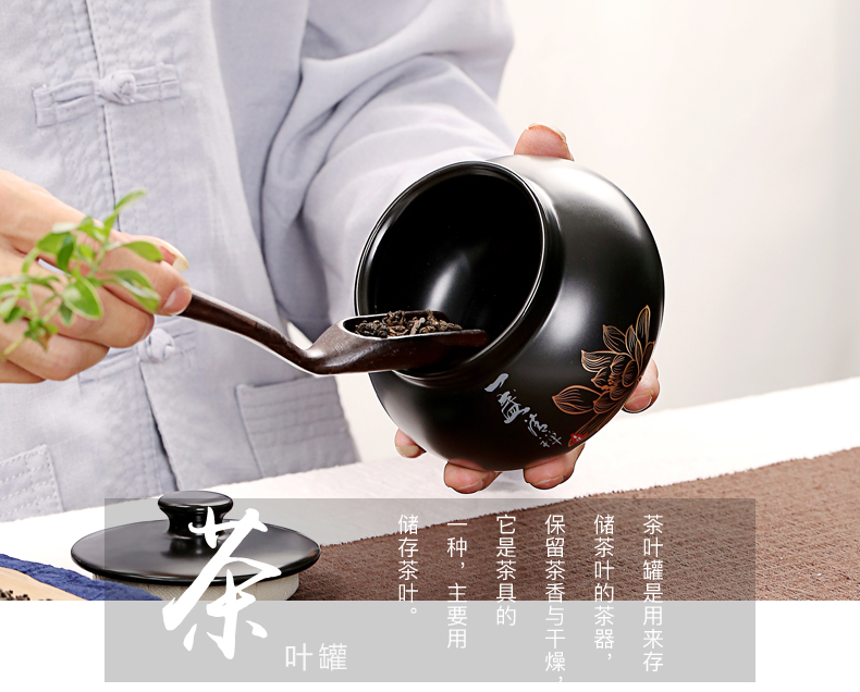 Old kung fu tea set at lattice flat body lotus caddy fixings up with inferior smooth ceramic POTS of tea small storage jar