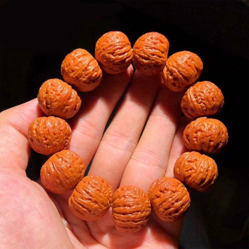 Walnut Wendy with monkey head Buddha Pearl disc playing Beijing Eight-seamed cold door handpan clams head to make playing disc Everest tattooing man-Taobao