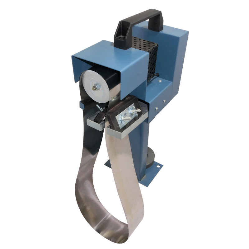 Industrial oil-water separation cutting liquid purifying oily waste water treatment floating oil collection recycling belt scraping oil skimming