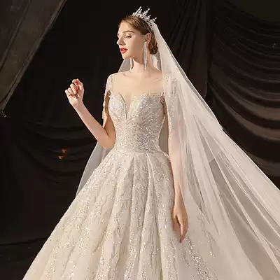 Main wedding dress 2021 new big tail Mori super fairy dream temperament bride Hepburn high-end fashion luxury
