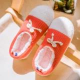 Демисезонная удобная обувь для беременных, нескользящие удерживающие тепло тапочки для молодой матери на платформе, 2 мес.