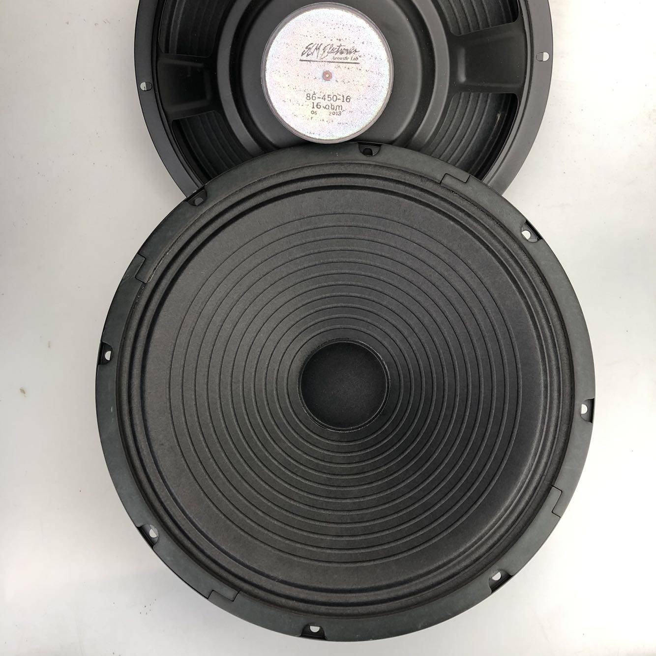 American Acoustics 12 Inch Medium Alt Full Frequency Trumpeter Sound King Bolder Horn Electric Guitar Instrumental Speaker High Sensitivity