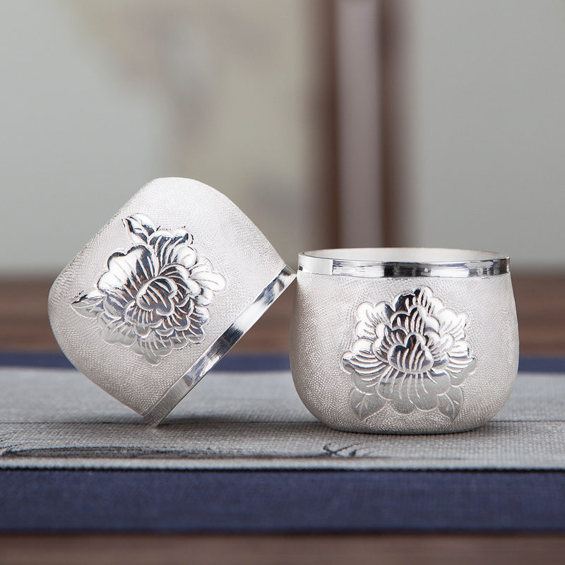 Silver kung fu tea cup 999 pure silver Yunnan Dali Snow flower silver home silver tea cup small tea cup single tea tea