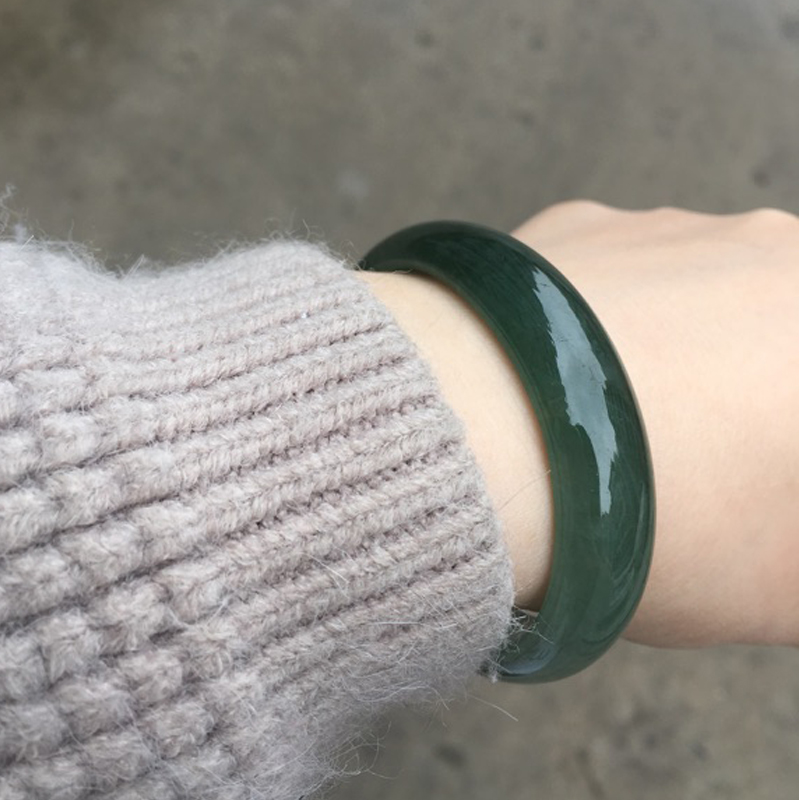 Jade makes emerald bracelet female jade bracelet Myanmar ice glutinous seed a cargo natural floating green flower ice spring ribbon certificate Guido