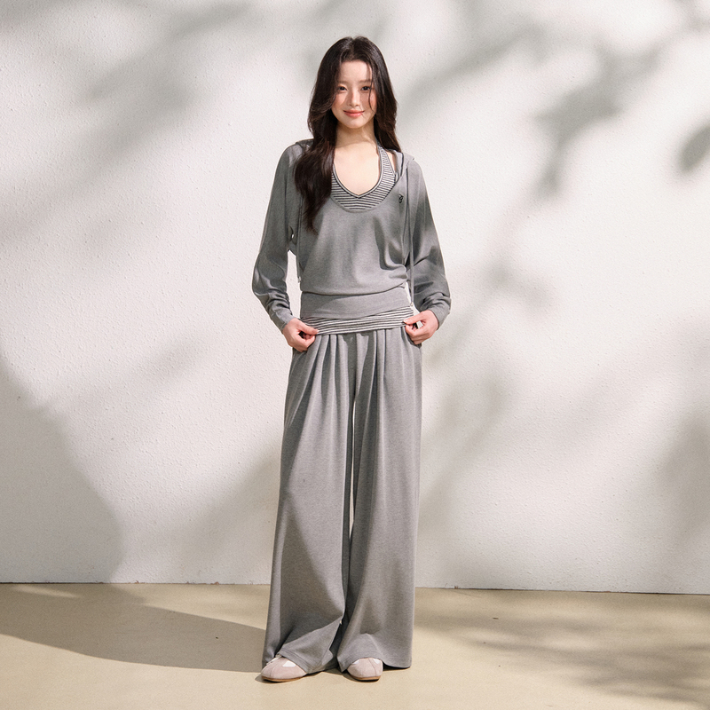 Bubbleley Gray Hooded Long-Sleeve Set, Gray and Black Slimming Striped Tank Top, Halter Neck, Loose Wide-Leg Pants Bubbleley Gray Hooded Long-Sleeve Set, Gray and Black Slimming Striped Tank Top, Halter Neck, Loose Wide-Leg Pants