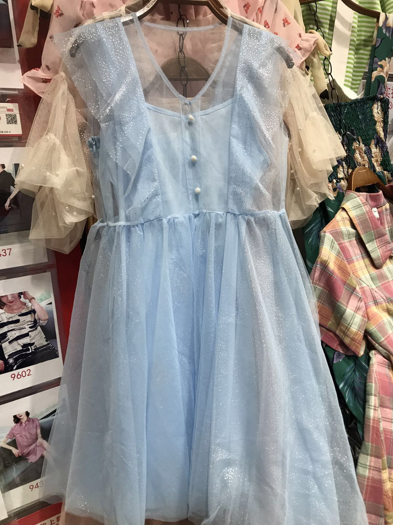 VK旗艦店 韓國風名媛V領拼接閃閃網紗短版無袖洋裝