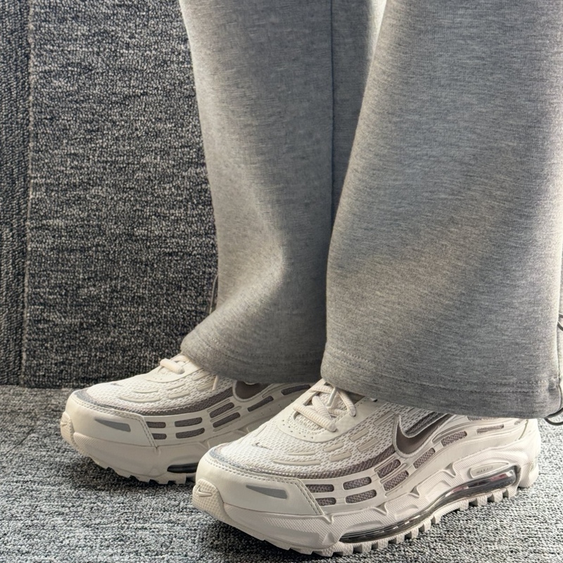 Nike Air Max Tl 2.5 Low-Top Lifestyle Casual Shoes for Men, Off-White Brown Fz4110-012 Nike Air Max Tl 2.5 Low-Top Lifestyle Casual Shoes for Men, Off-White Brown Fz4110-012