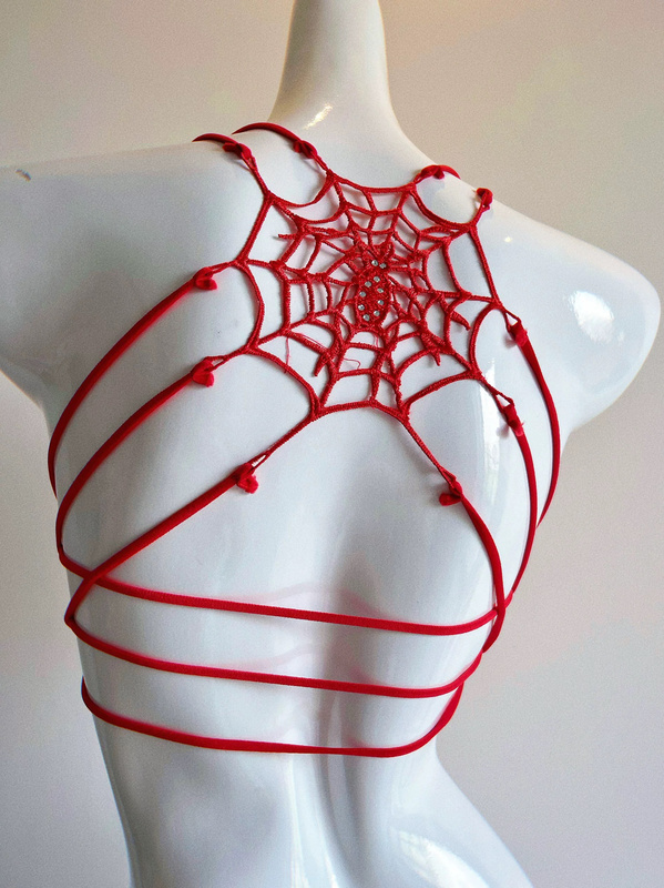 High-End, Stunning, Pure and Alluring, Halter-Neck, Spiderweb-Patterned, Red, Eye-Catching, Small Bust Enhancing, Large Bust Bra, Lingerie, Hot Girl