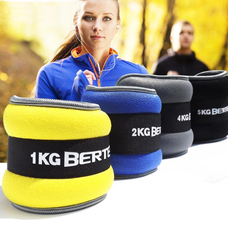 不要过度依赖固定器械,多使用自由重量器械