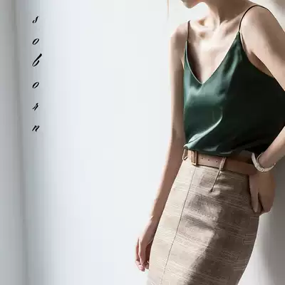(100% mulberry silk)Camisole female sense V-neck silk summer suit with the bottom to wear ins tide