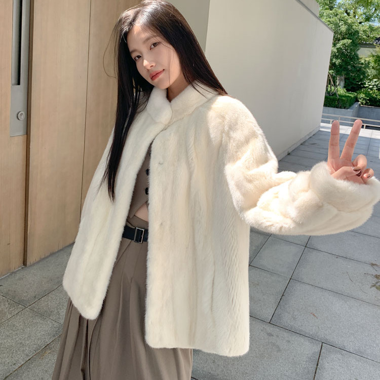 2025 Winter New Style Fur Integrated High-End Mid-Length Fur Coat Eco-Friendly Mink Fur Plush Fur Coat for Women