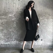 2021 new female autumn Hepburn wind light ripe small fragrant wind mountain wind can salt sweet professional two-piece set