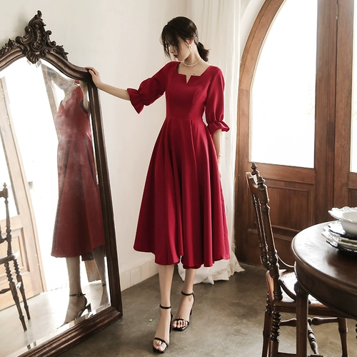 Toast Wear Bride 2025 Новое женское винно-красное платье для помолвки и встречи выпускников, маленькое платье, можно носить в обычном режиме