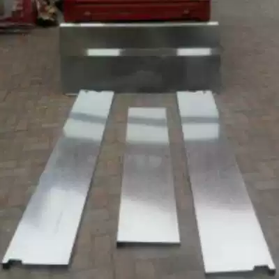 Wuling Rongguang single row double row small card modified cargo box treasure car protective shell car galvanized protective plate anti-corrosion and anti-rust