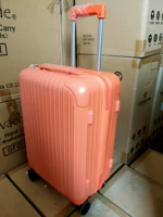 Слегка измененная коробка с паролем оранжевого цвета впереди