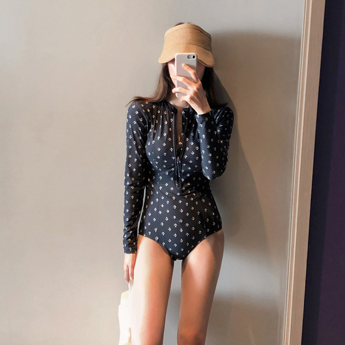 2022 Swimsuit female Korean student conservative combined swimsuit long sleeve sunscreen diving fashion new style of thin shade