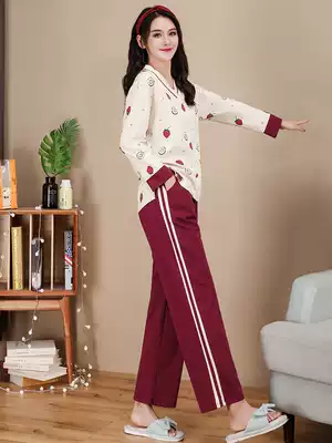 Spring pajamas ladies spring and autumn V collar cotton summer cute strawberry loose home suit suit can be worn outside cotton