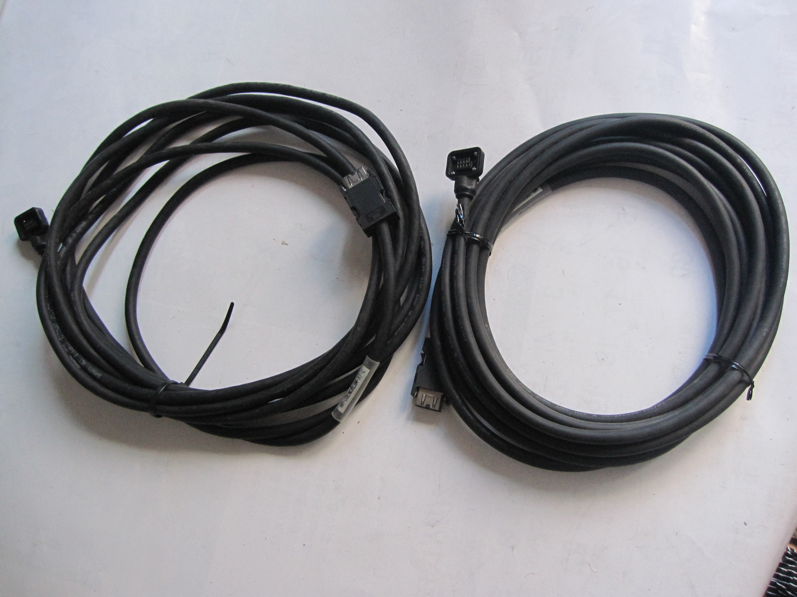 Mitsubishi encoder cable MR-J3ENCBL5M-A1-L MR-J3ENCBL5M-A1-H