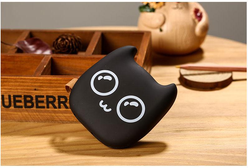 Mini di động sạc điện thoại di động chính hãng Po hàng loạt tùy chỉnh mA mỏng mô hình cartoon LOGO - Ngân hàng điện thoại di động sạc dự phòng không dây