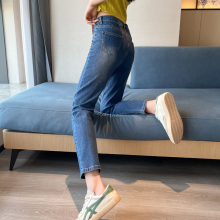 Small straight leg jeans for women in 2024, new spring high waisted, oversized, loose and slim, slim and slim pants with a length of 8/9