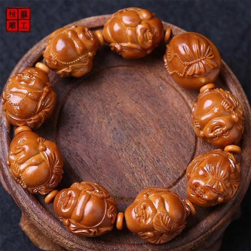 Su Gong iron core eight treasure Maitreya olive core carving bracelet pure hand carved olive beard bracelet men and women style play