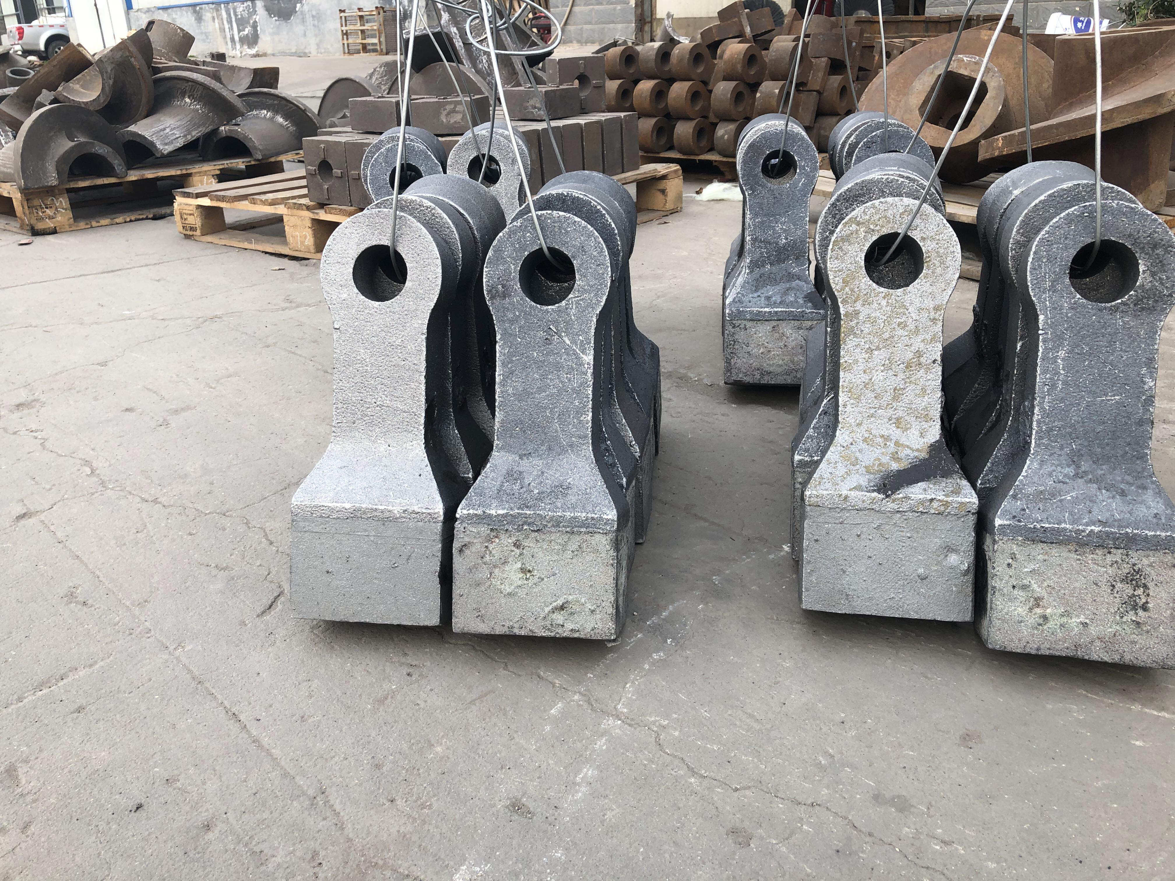 hammer crusher hammers abrasion resistant high chrome alloy hammer made sand machine high manganese steel hammer crushed sand machine hammer