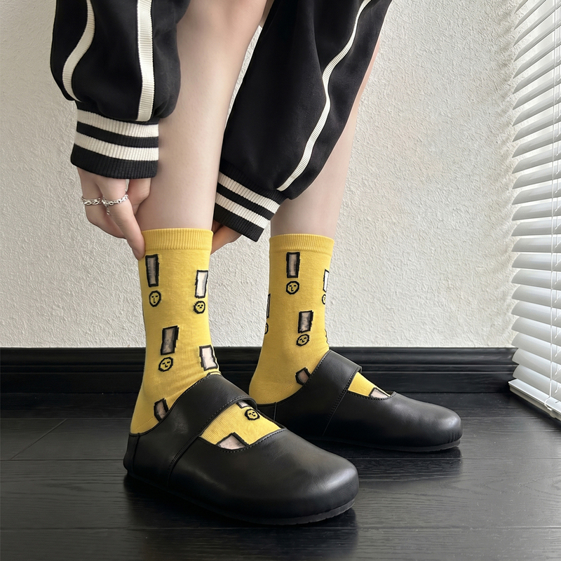Hollow-Out Quirky Glass Stockings Are so Cute! They Create a Full Atmosphere of Spring and Summer Fashion ~ Thin and Breathable Women's Socks Hollow-Out Quirky Glass Stockings Are so Cute! They Create a Full Atmosphere of Spring and Summer Fashion ~ Thin and Breathable Women's Socks