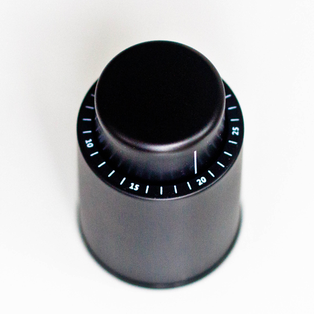 红酒瓶塞:抽真空瓶塞的保鲜功能及应用解析