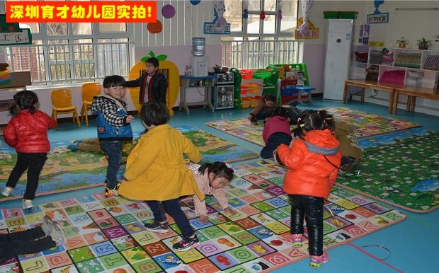 Mùa hè dày trẻ em thảm thảm bò phim hoạt hình dễ thương phòng ngủ đầy đủ phòng khách bọt sàn mat nhà lớn - Thảm thảm trải sàn cao cấp