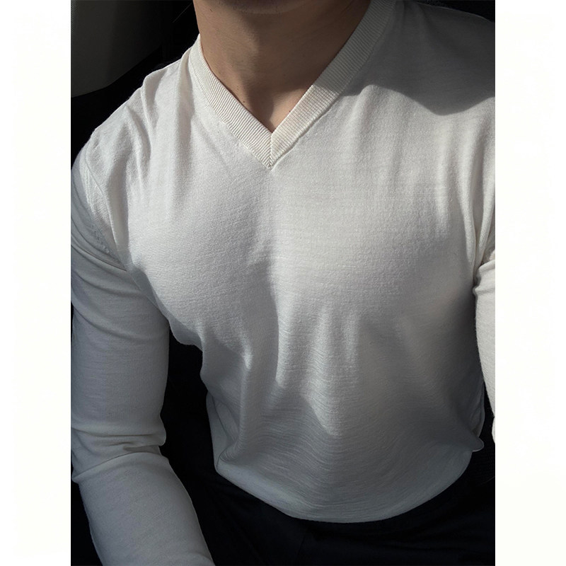 Minimalist White V-Neck Sweater Knitwear for Men, Autumn High-End Long-Sleeve Base Layer T-Shirt, Husband-Like Style Top Minimalist White V-Neck Sweater Knitwear for Men, Autumn High-End Long-Sleeve Base Layer T-Shirt, Husband-Like Style Top