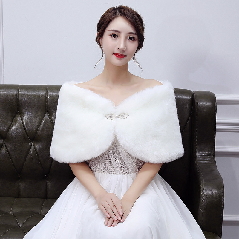 Bride wedding dress wedding toast cheongsam bridesmaid dress wool shawl imitation fur coat thick and warm in autumn and winter