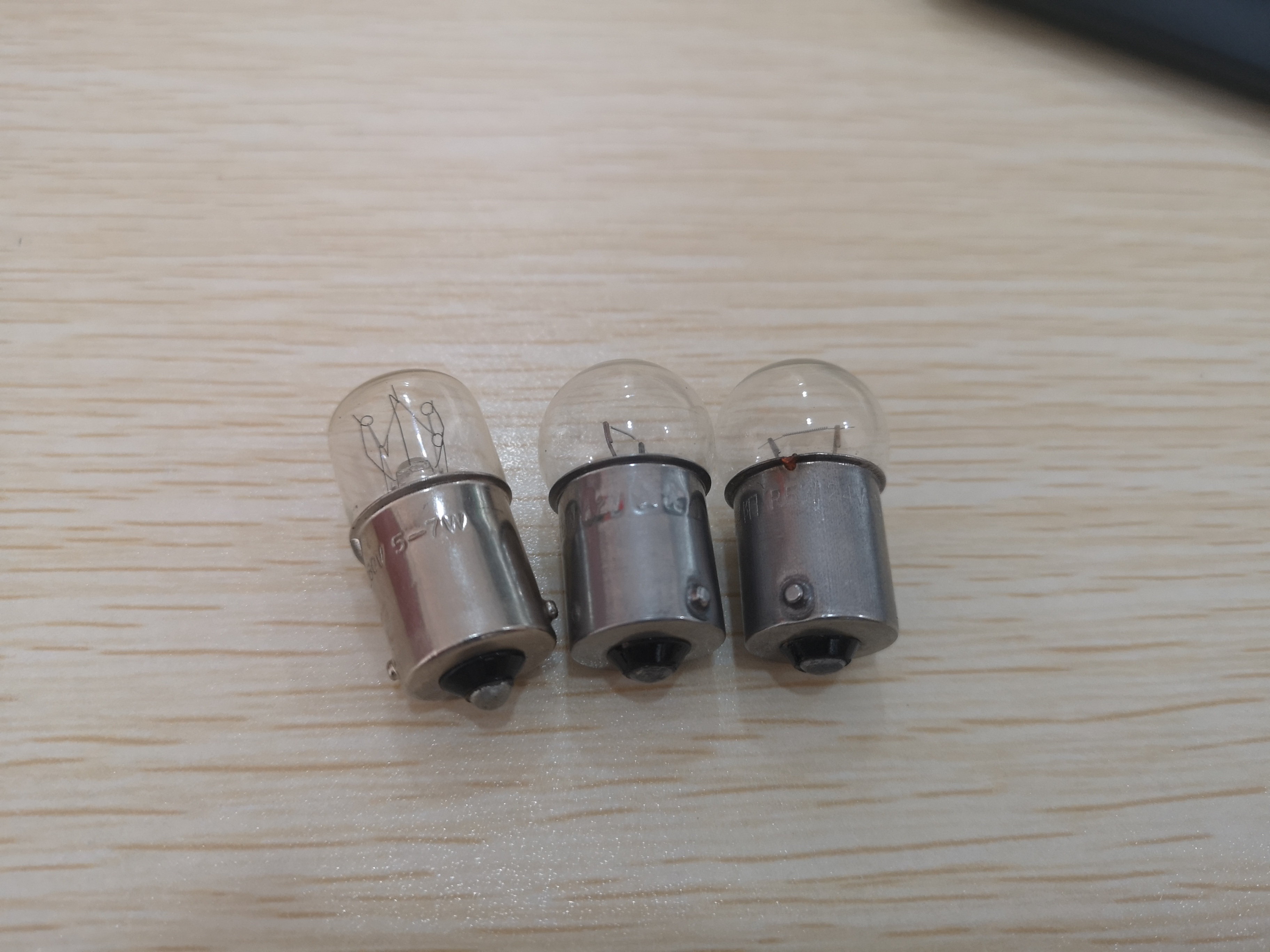 Multilayer warning light tricolour lamp machine tool alarm lamp bicolor light tungsten filament bulb bayonet 220v24v12v