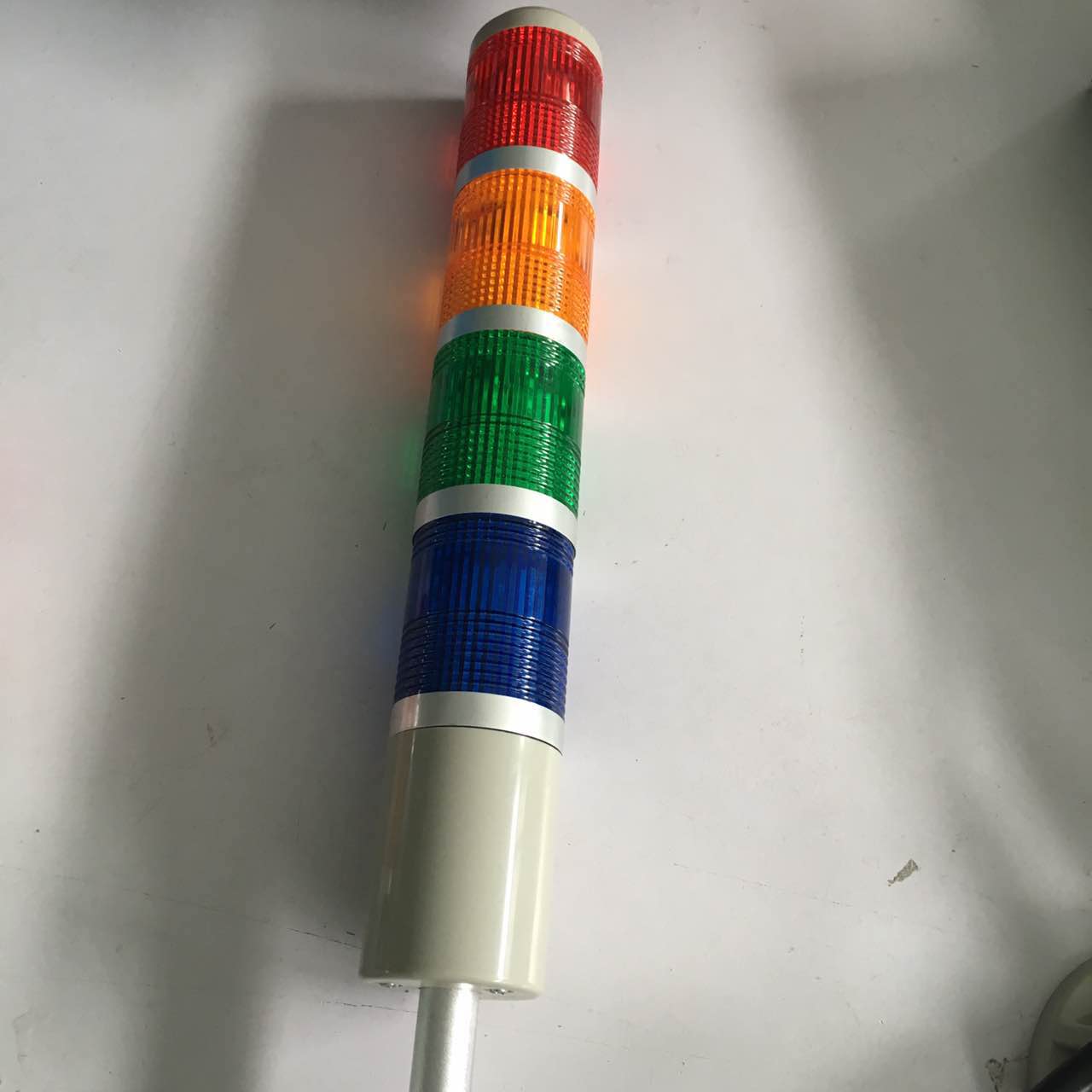 The Taibon 4-color lamp LED Changliang does not bring sound TB50-4T-D