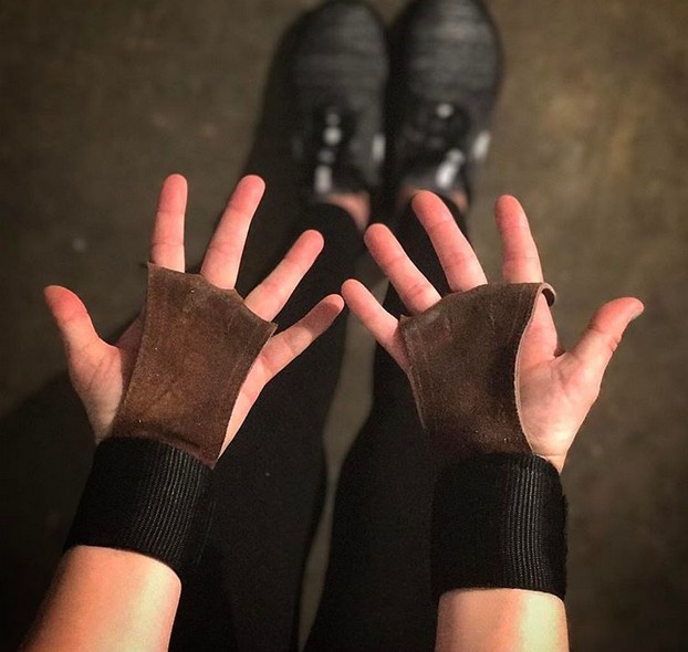 Horizontal Bar Gloves Pull Ups Anti Slip Anti Smashing Power Belt