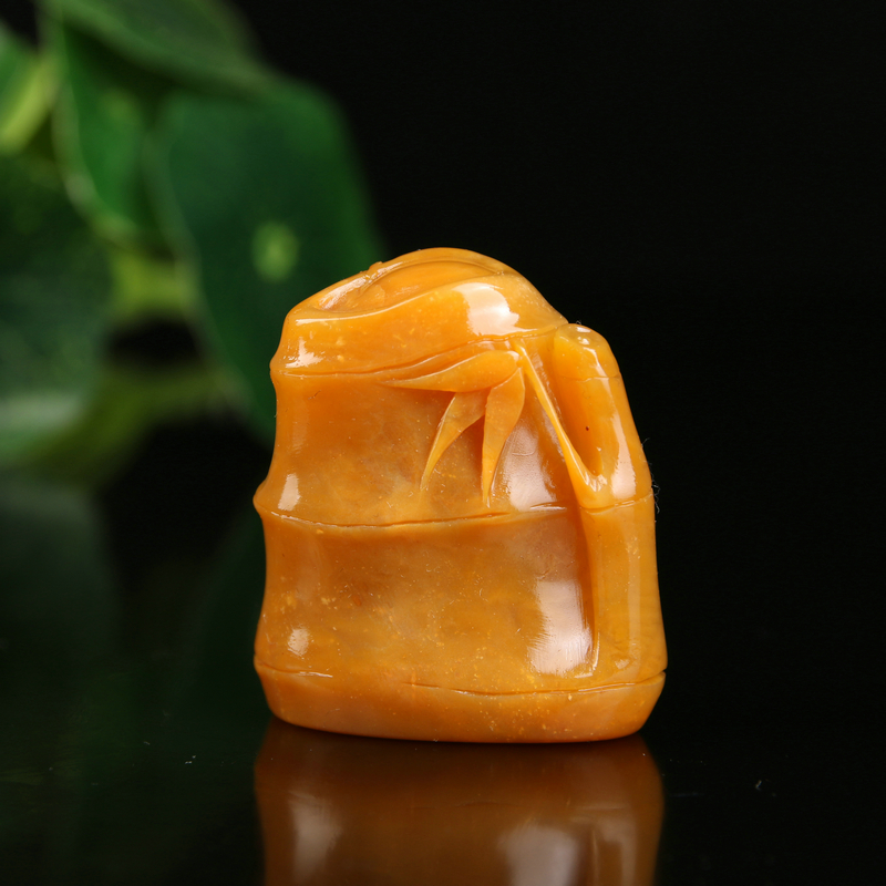 The Yellow Frozen Stones in Northern Laos Enjoy High Rise and Swaying Pieces Seal Engraving Seal Calligraphy Practice Lettering LSJ474