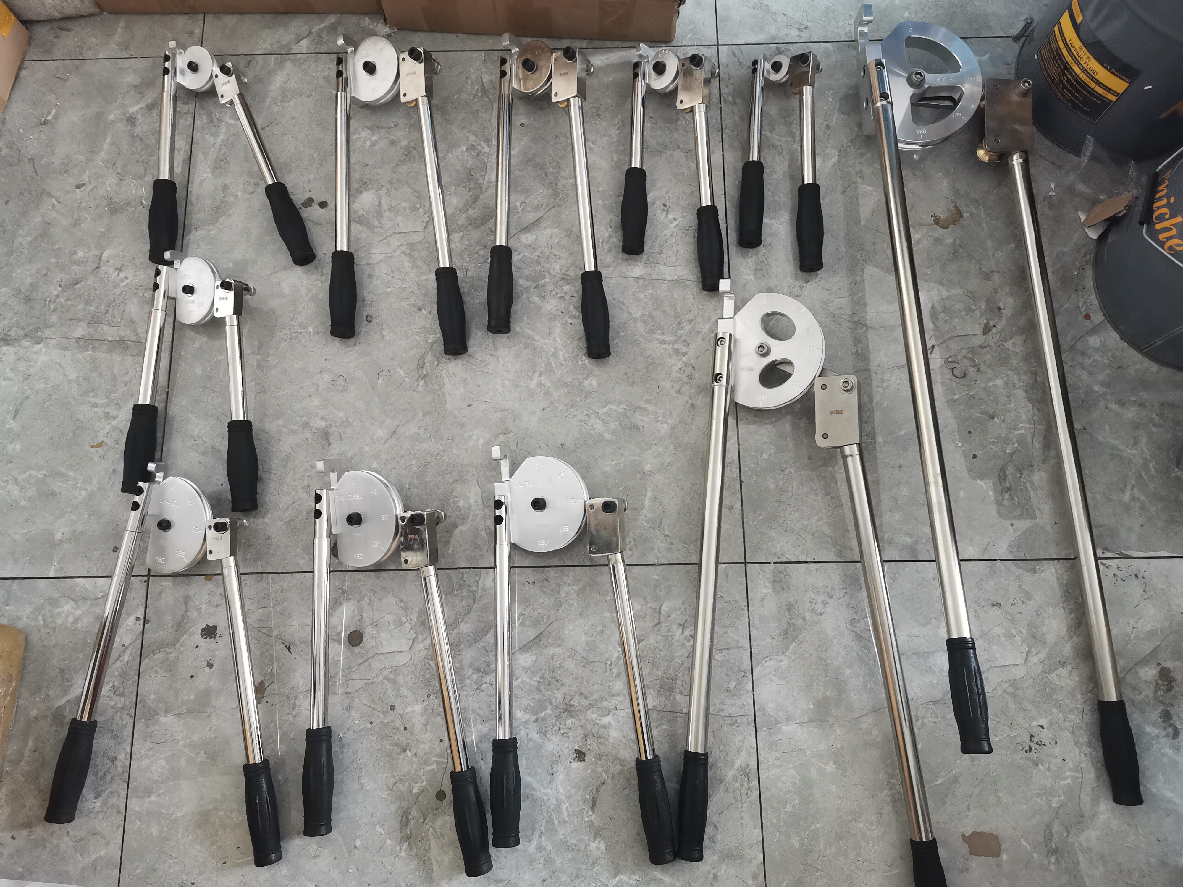 Yizepu inch large magnification long radius with the same radius and the same arc 5 times 10 times manual stainless steel pipe bender