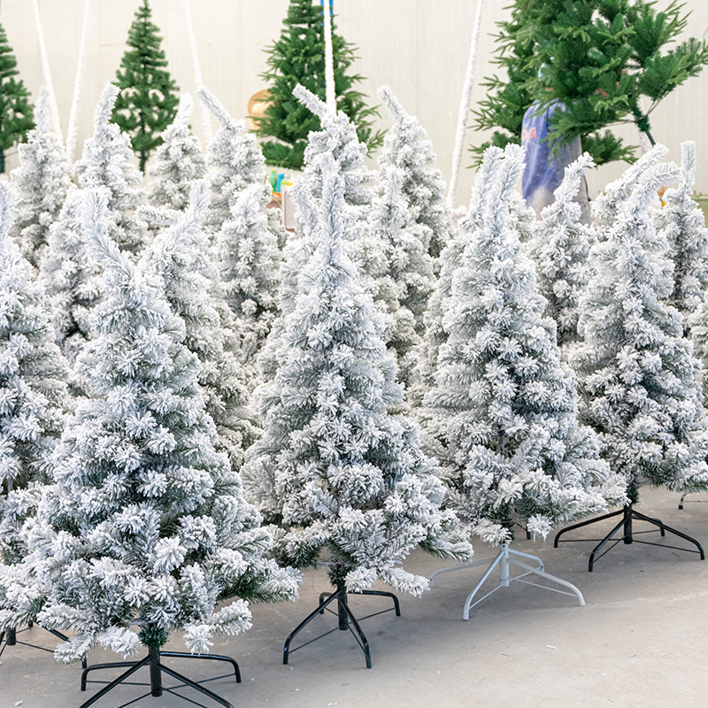 Hromeo Christmas High-end Emulation Spray Snow Flocking Snowpine Trees Home 1 1 5 m 1 8 m Flocking To The Christmas Tree