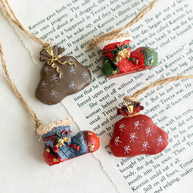 Hromeo Christmas resin small pendant desktop Christmas tree garland decoration handmade diy accessories Christmas decorations