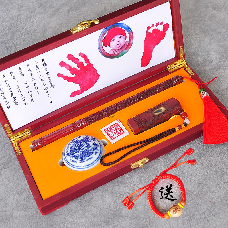 Hair custom fetal brush DIY self-made baby birth hand and foot print Umbilical cord chapter Commemorative set box Fetal hair chapter