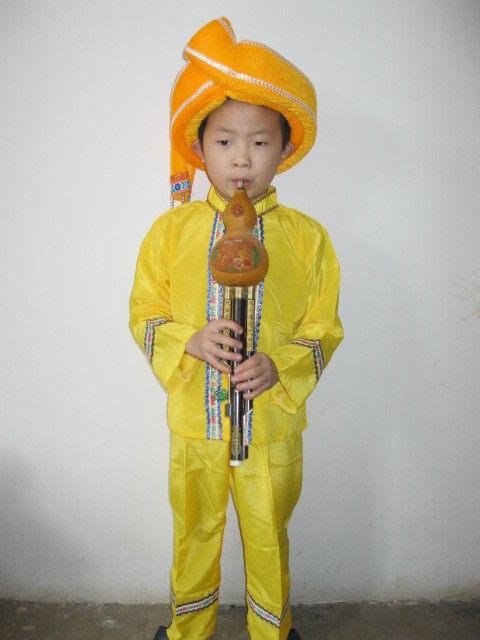 Ethnic Dai ethnic Dai ethnic men's clothing Costume Hulusi stage performance to serve dance performance Costume Yellow