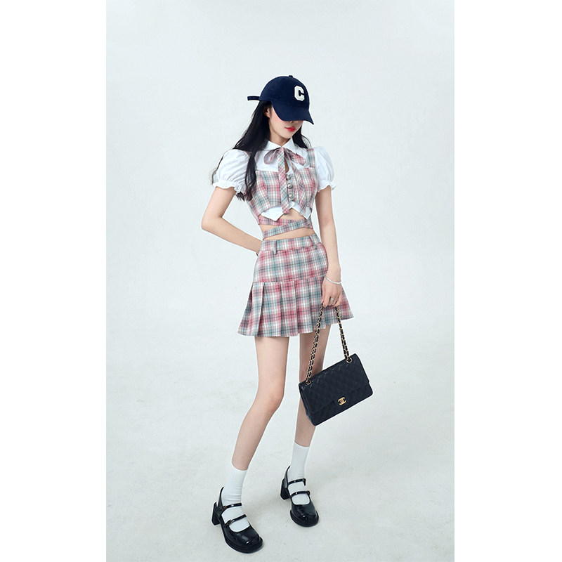 Aunt Barbie College Wind Suit Women's Summer New Stack Wearing Sweet And Spicy Gust Vest A Character Half Body Dress Two Sets