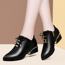 2022 Spring and Autumn low heel heel middle - aged mother fashion soft sole leather shoes womens shoes