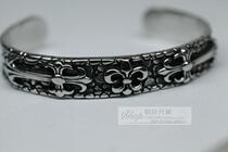 Brand original scout flower double cross flower titanium steel bracelet Quan Zhilong Nicholas Tse same style