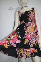 Retro sexy big flower 70s square collar big swing Hepburn elegant temperament suspender sleeveless dress