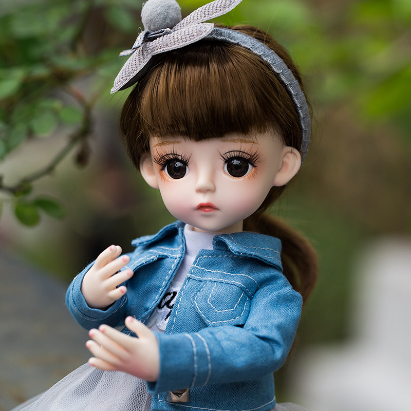 Doris Kamil girl toy birthday gift living room window decorated deer 30 cm